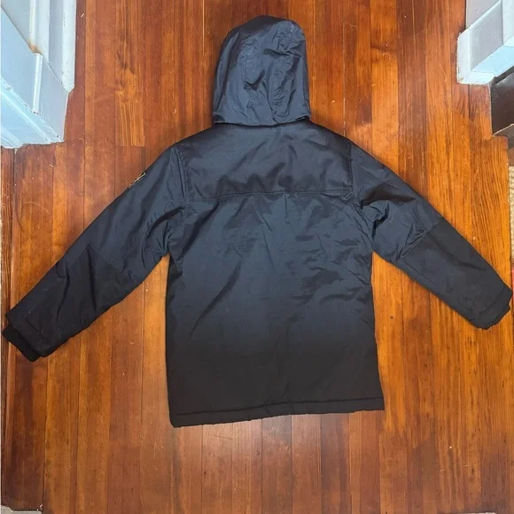 Kids boys black Timberland Parka NEVER WORN! Perfect shape. - Picture 2 of 2
